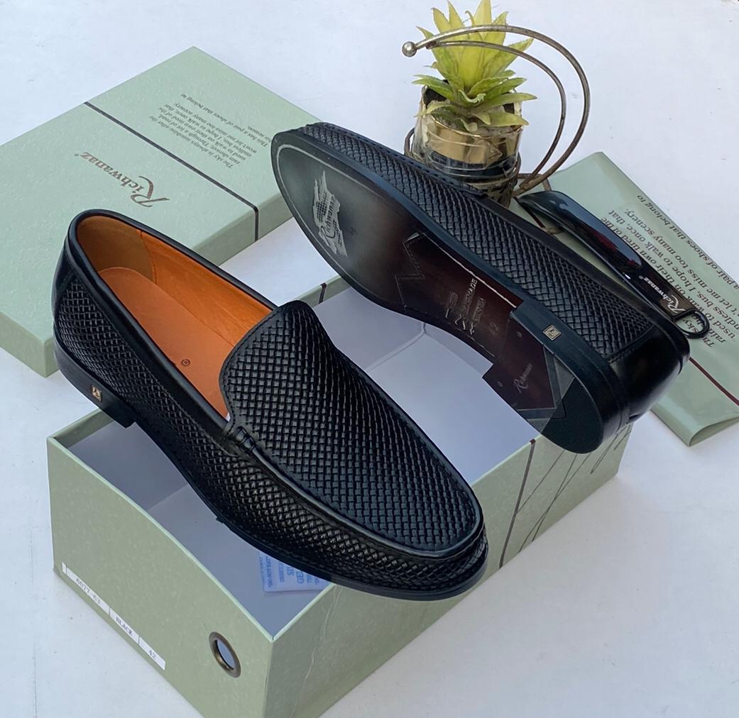Richwanaz Black Woven Leather Slip-On Loafers